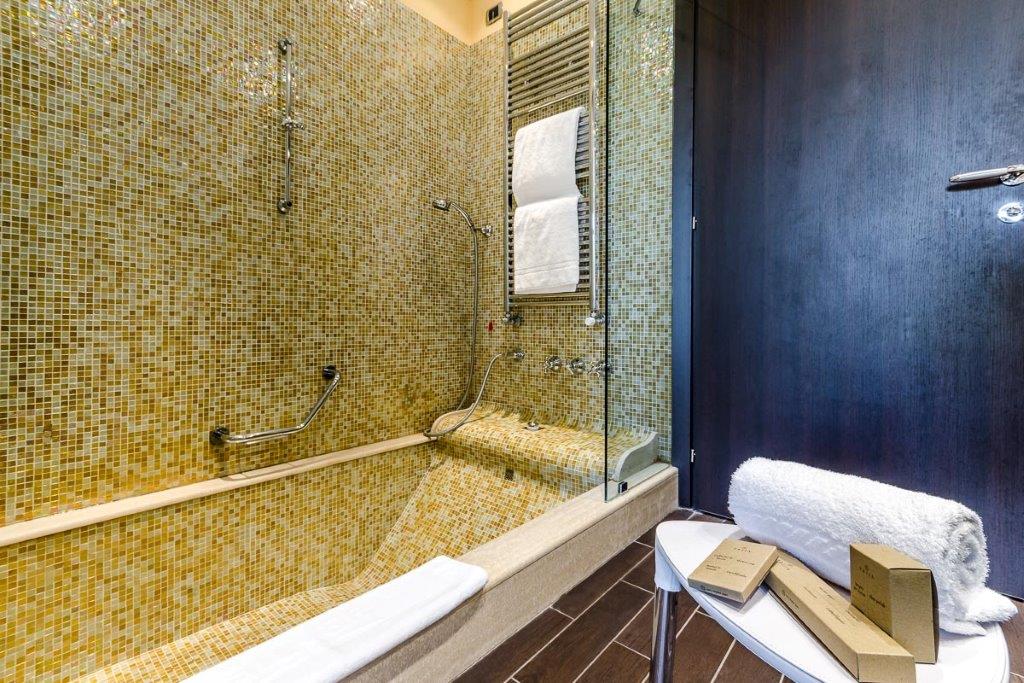 Pernottamento Camera Africa Kyoto Romantica Classic Con Vasca Idromassaggio